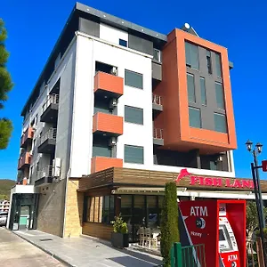  Hotel Fish Land